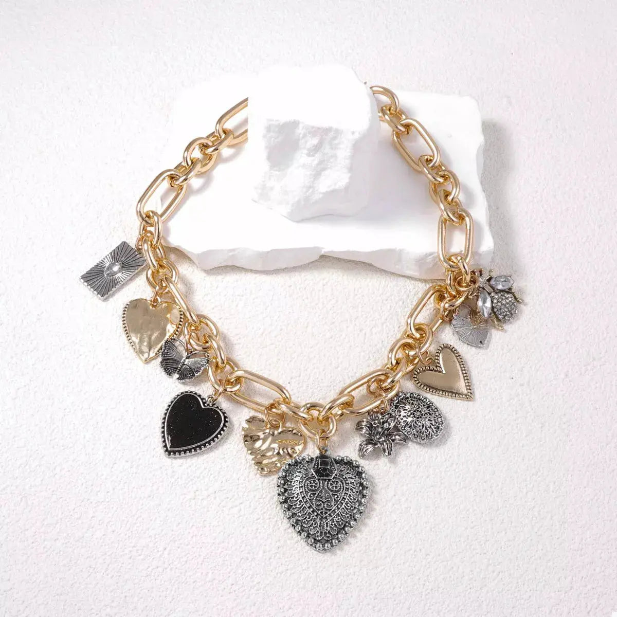 18K Gold-Plated Alloy Heart Charm Chain Statement Necklace - SmileBen