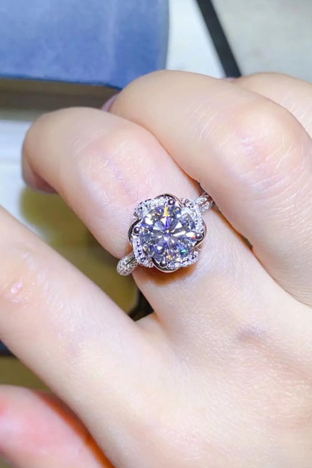 2 Carat Moissanite 925 Sterling Silver Ring - SmileBen