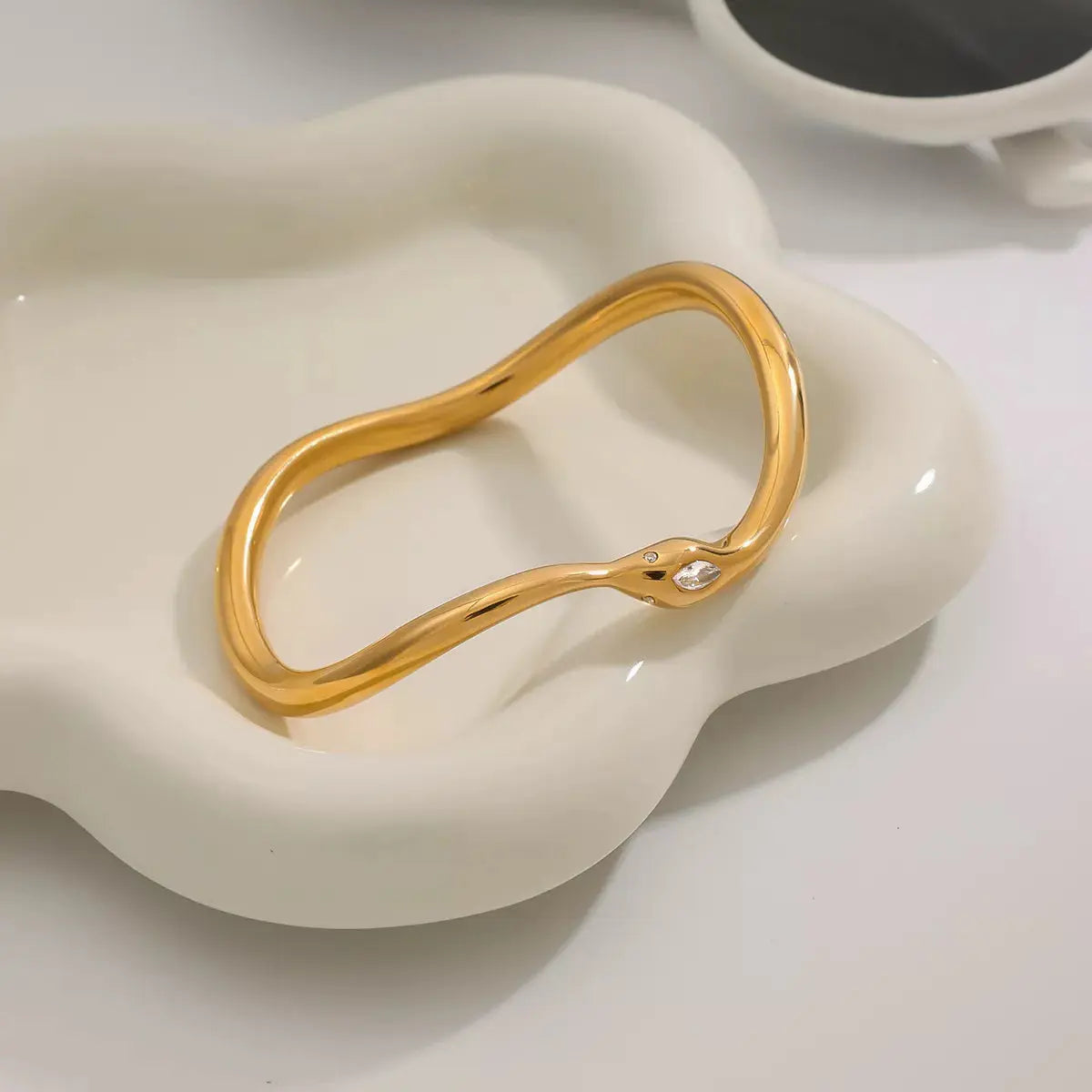 18K Gold-Plated Wave Bracelet - SmileBen