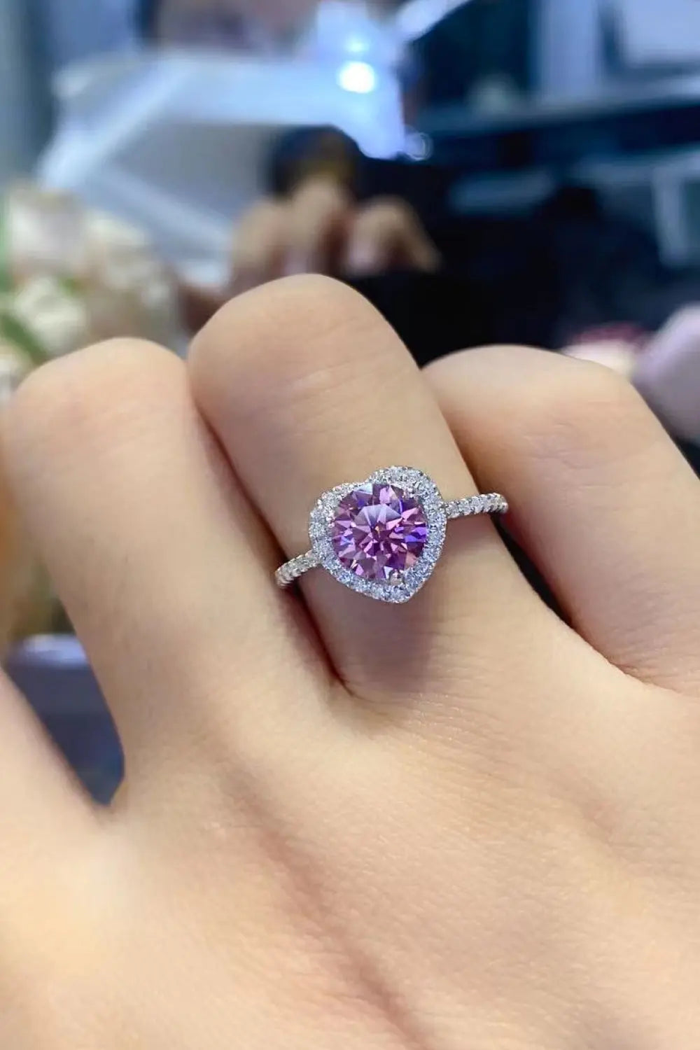 Lifelong Journey 1 Carat Moissanite Heart Ring - SmileBen
