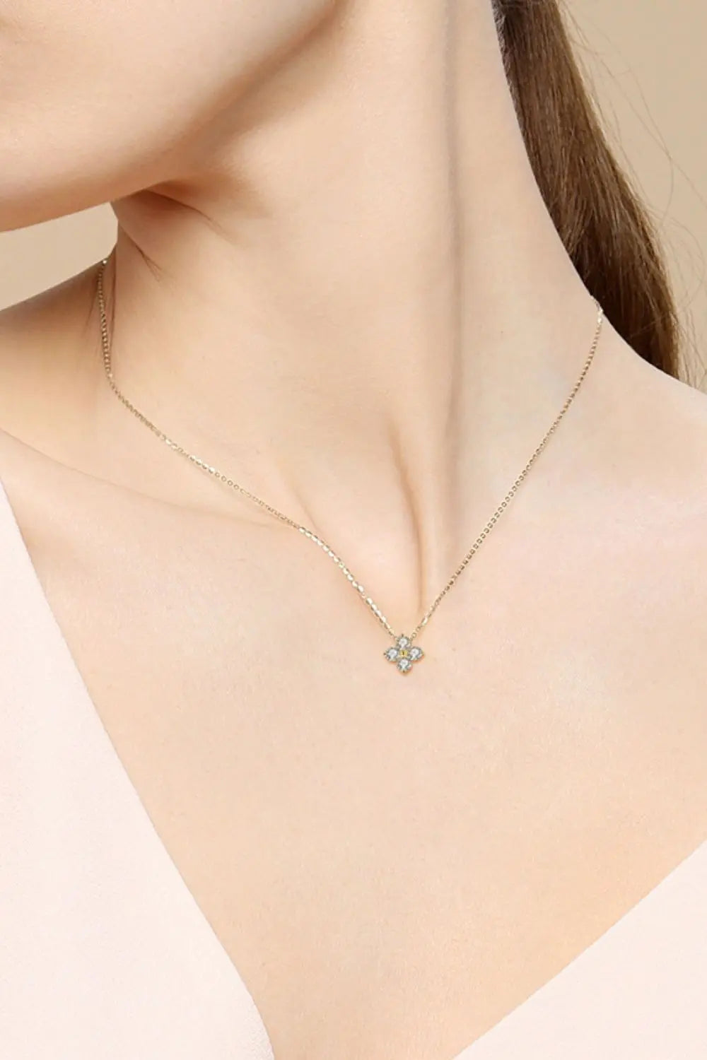 Moissanite Four Leaf Clover Pendant Necklace - SmileBen