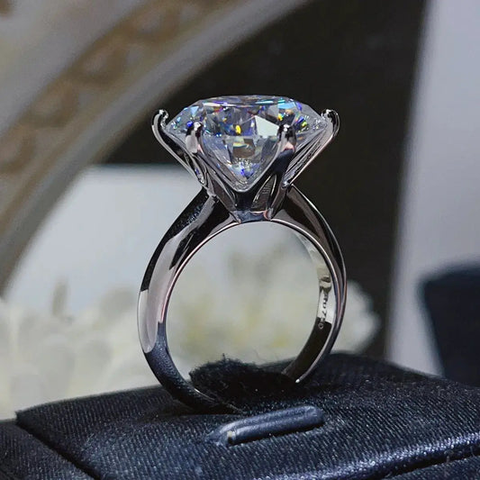 10 Carat Moissanite 925 Sterling Silver Ring - SmileBen