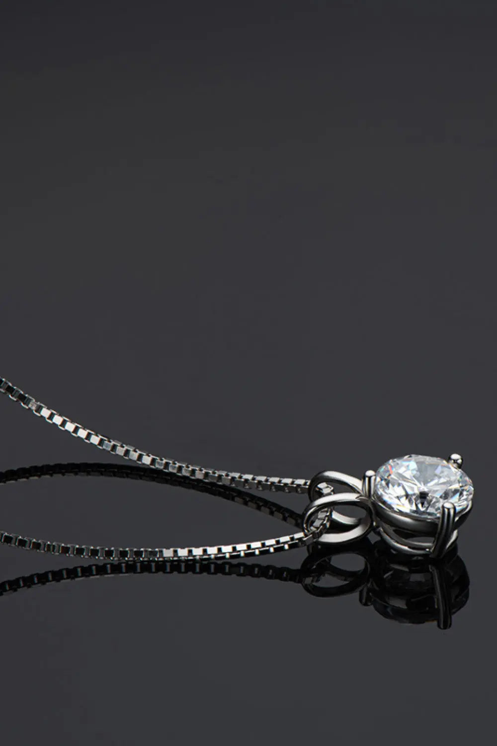 Adored Show Off 1 Carat Moissanite Pendant Necklace - SmileBen
