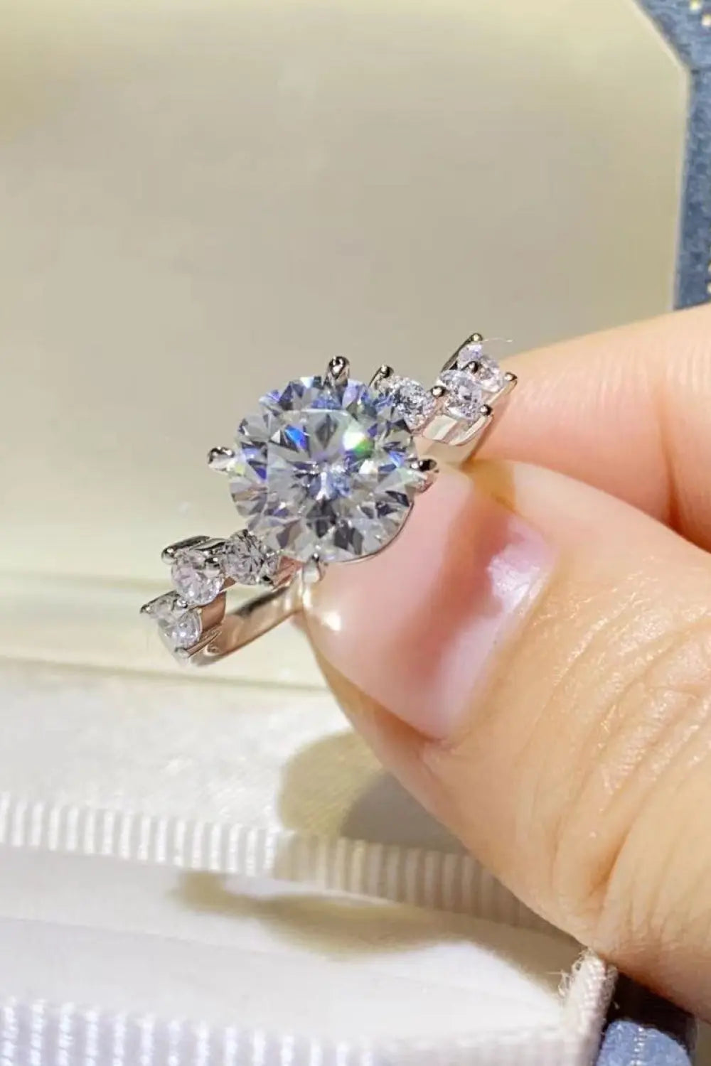 2 Carat Moissanite 925 Sterling Silver Ring - SmileBen