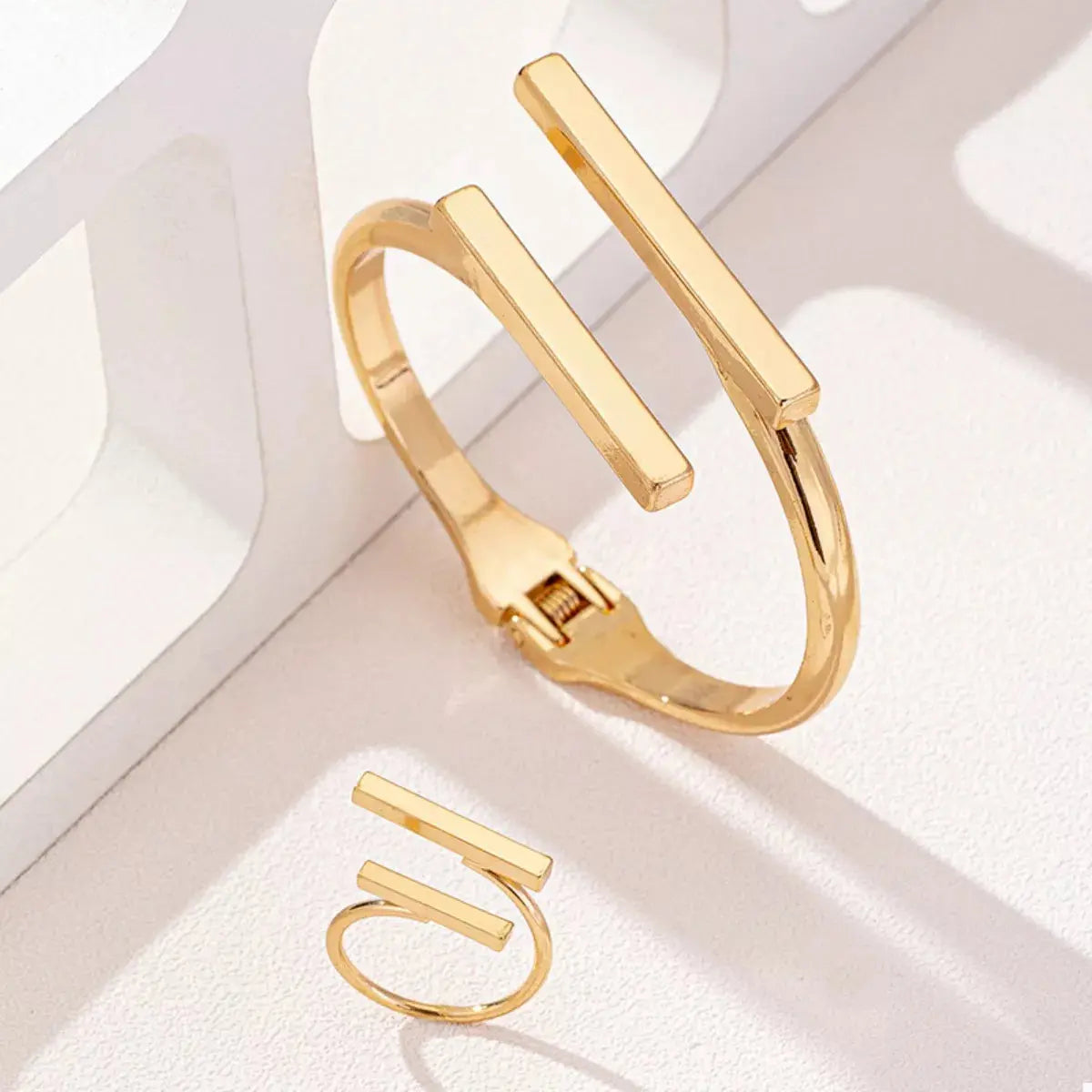 Adjustable 18K Gold-Plated Modern Bar Bracelet and Ring Jewelry Set - SmileBen