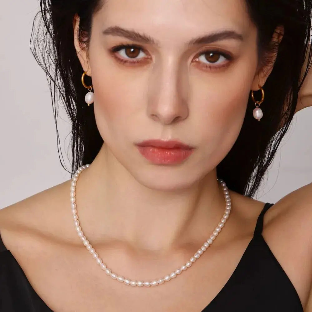 Pearl Necklace, Bracelet and Earrings 4-Piece Jewelry Set - SmileBen
