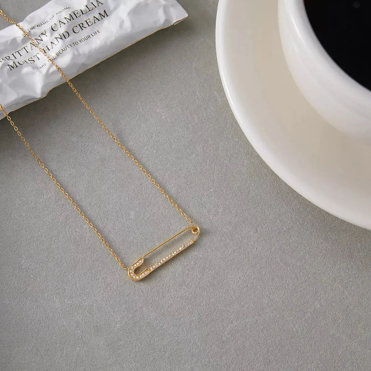 18K Gold-Plated Paperclip Necklace - SmileBen
