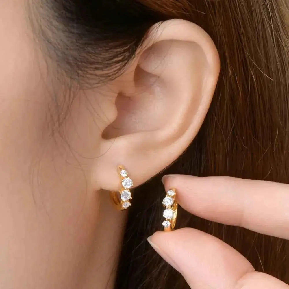 925 Sterling Silver Moissanite Huggie Earrings - SmileBen