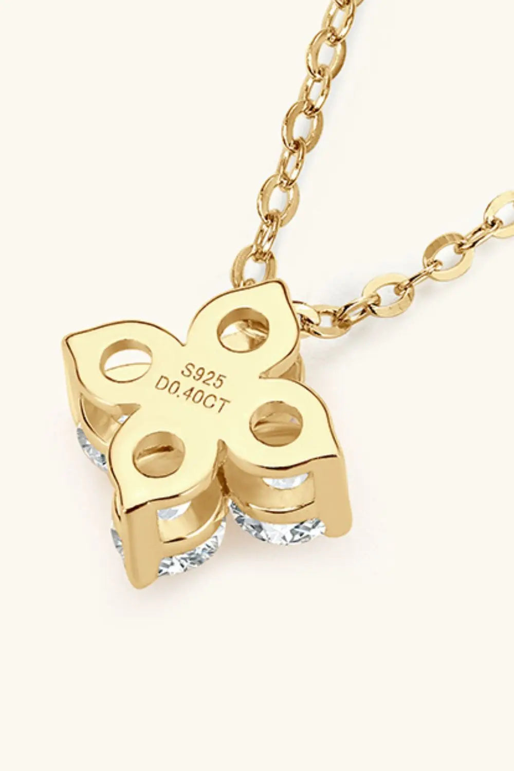 Moissanite Four Leaf Clover Pendant Necklace - SmileBen