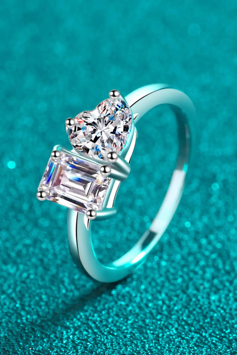 Rhodium-Plated 2 Carat Moissanite Ring - SmileBen