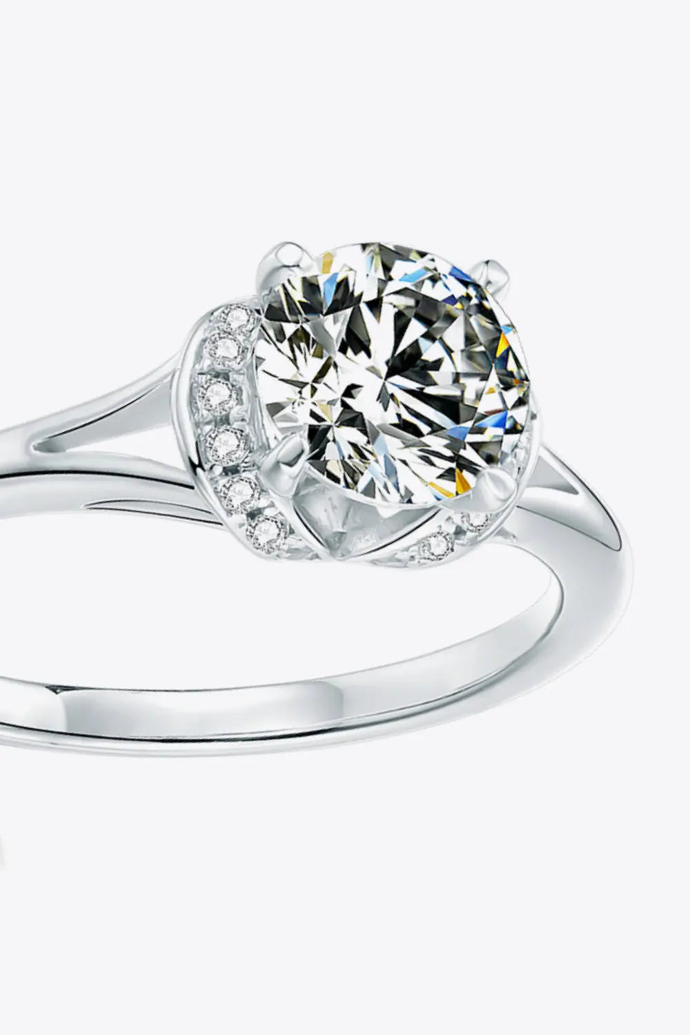 1 Carat Moissanite Split Shank Ring - SmileBen