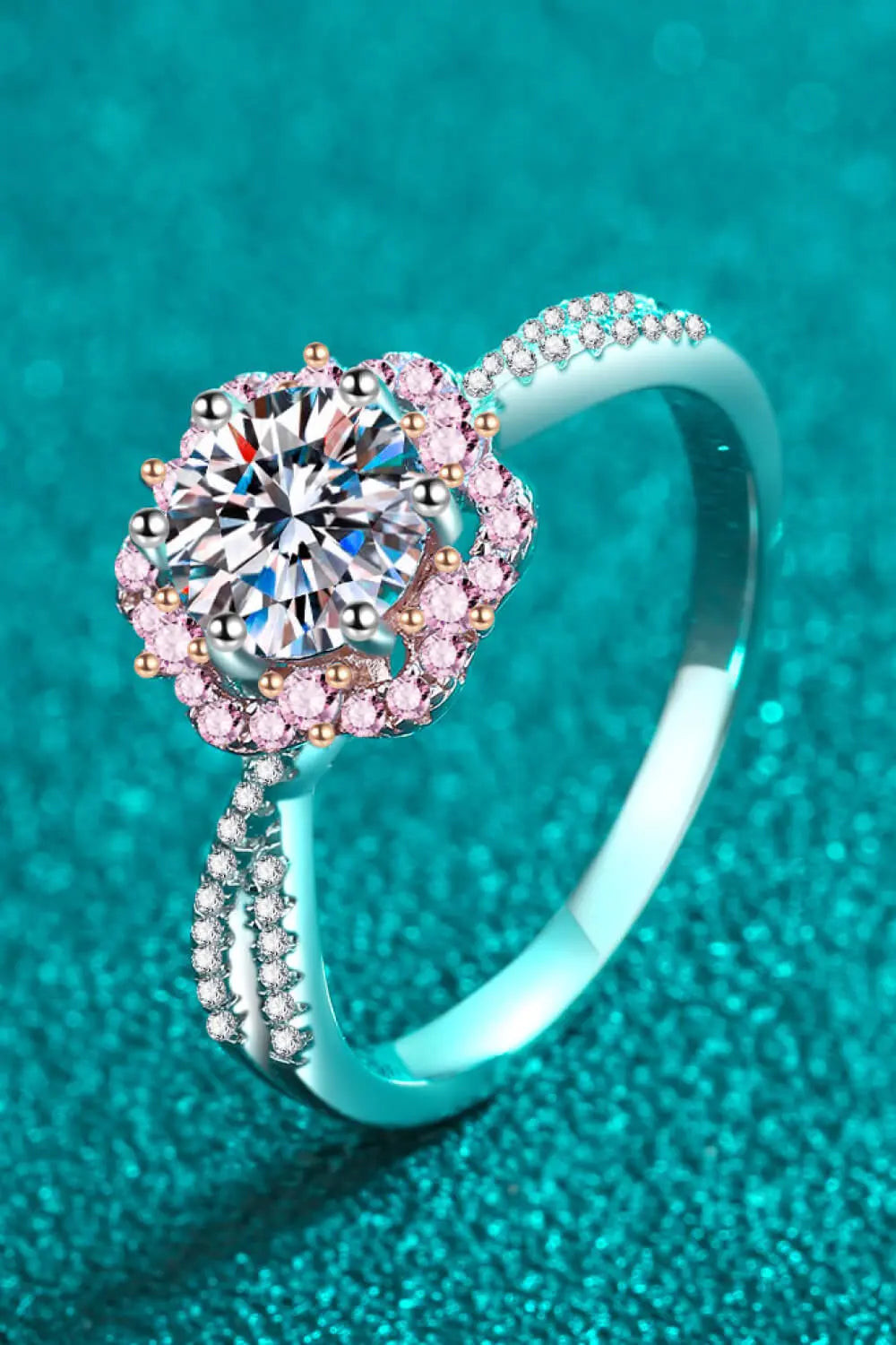 1 Carat Moissanite Flower-Shaped Crisscross Ring - SmileBen