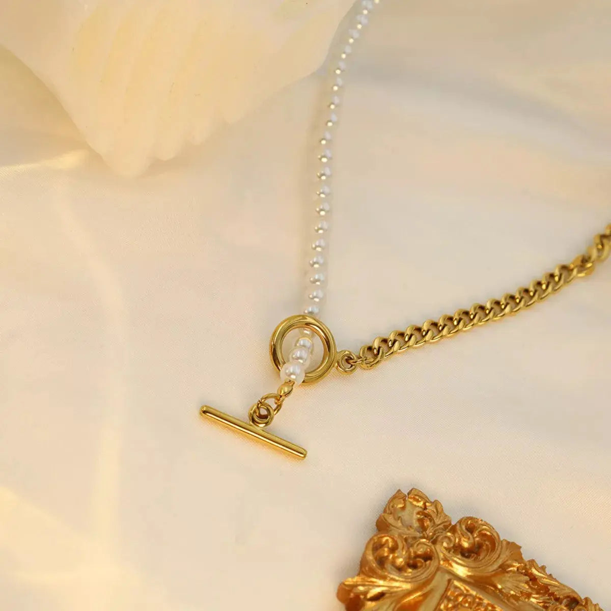 18K Gold-Plated Pearl Toggle Necklace - SmileBen