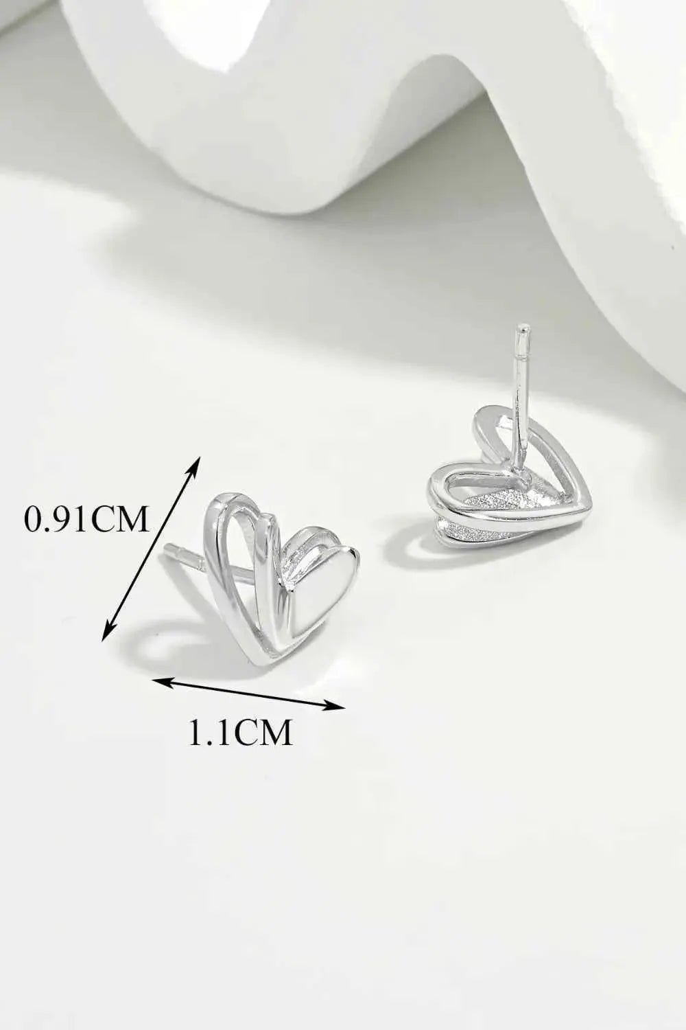 925 Sterling Silver Heart Stud Earrings - SmileBen