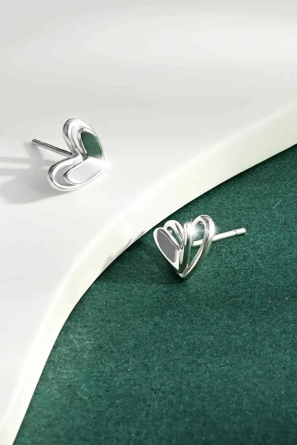 925 Sterling Silver Heart Stud Earrings - SmileBen