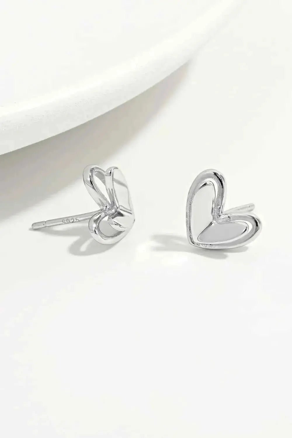 925 Sterling Silver Heart Stud Earrings - SmileBen