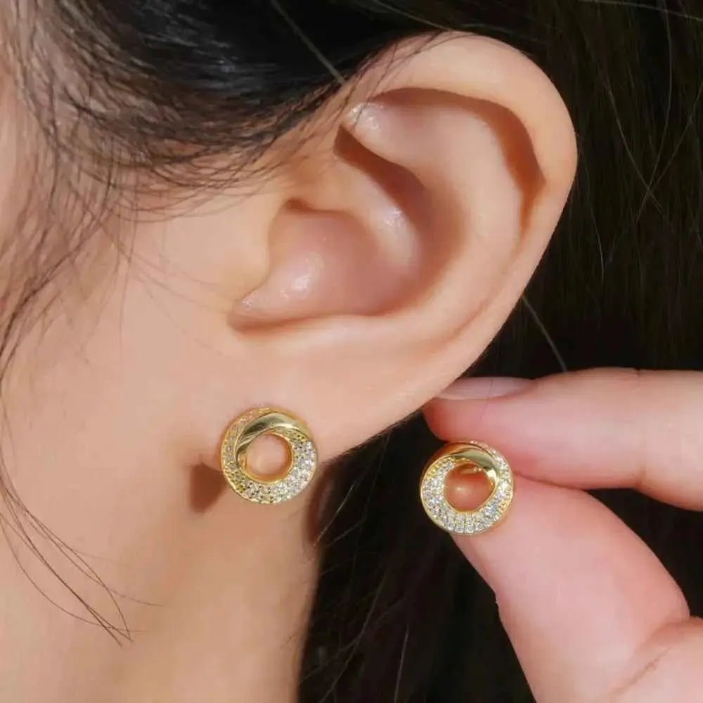 925 Sterling Silver Inlaid Moissanite Stud Earrings - SmileBen