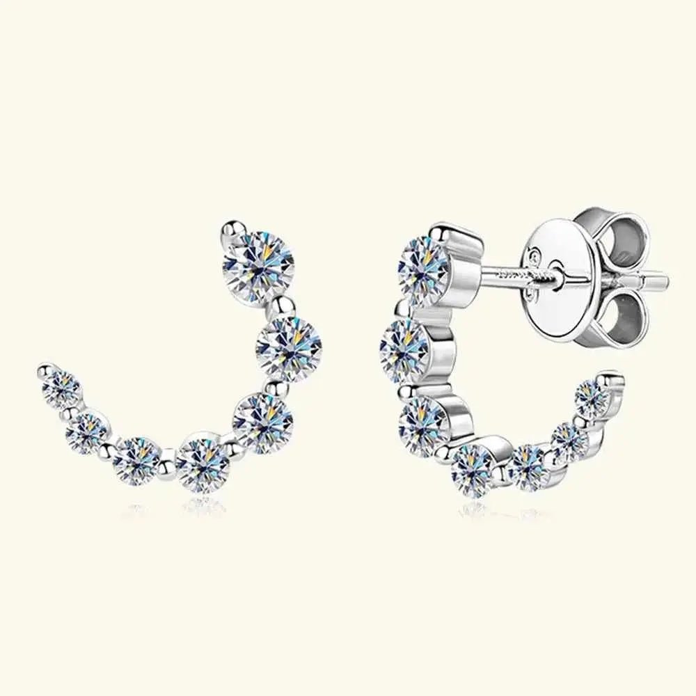 925 Sterling Silver Inlaid Moissanite Stud Earrings - SmileBen