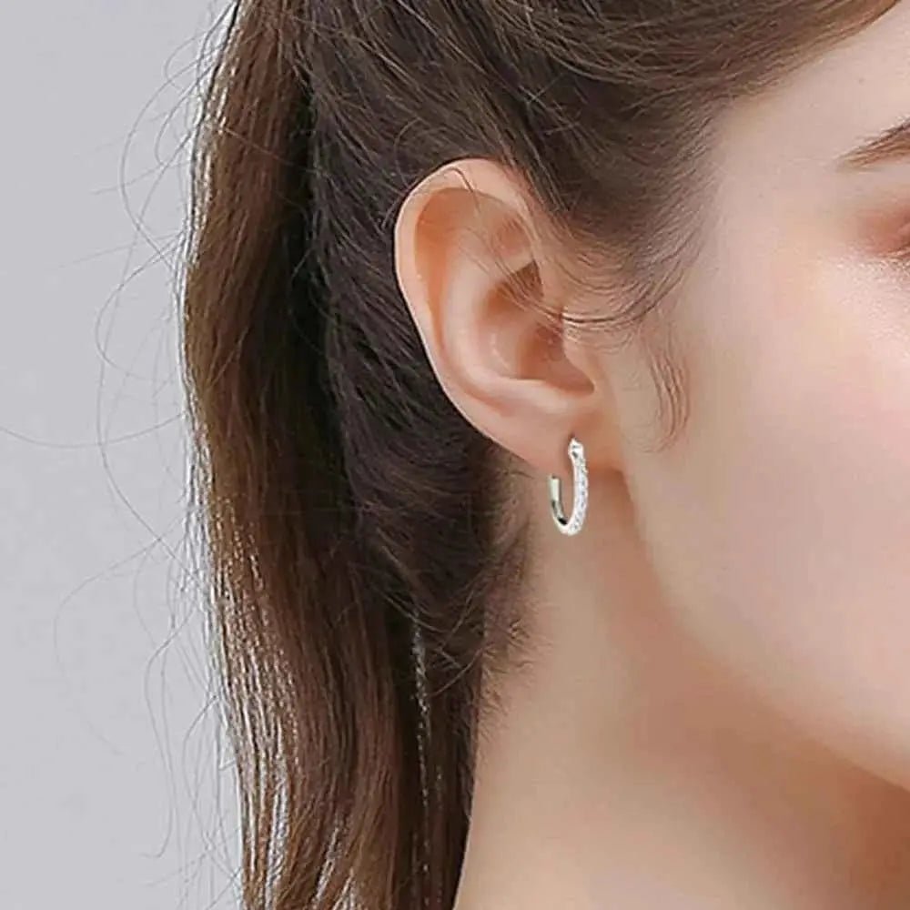 925 Sterling Silver Moissanite Huggie Earrings - SmileBen