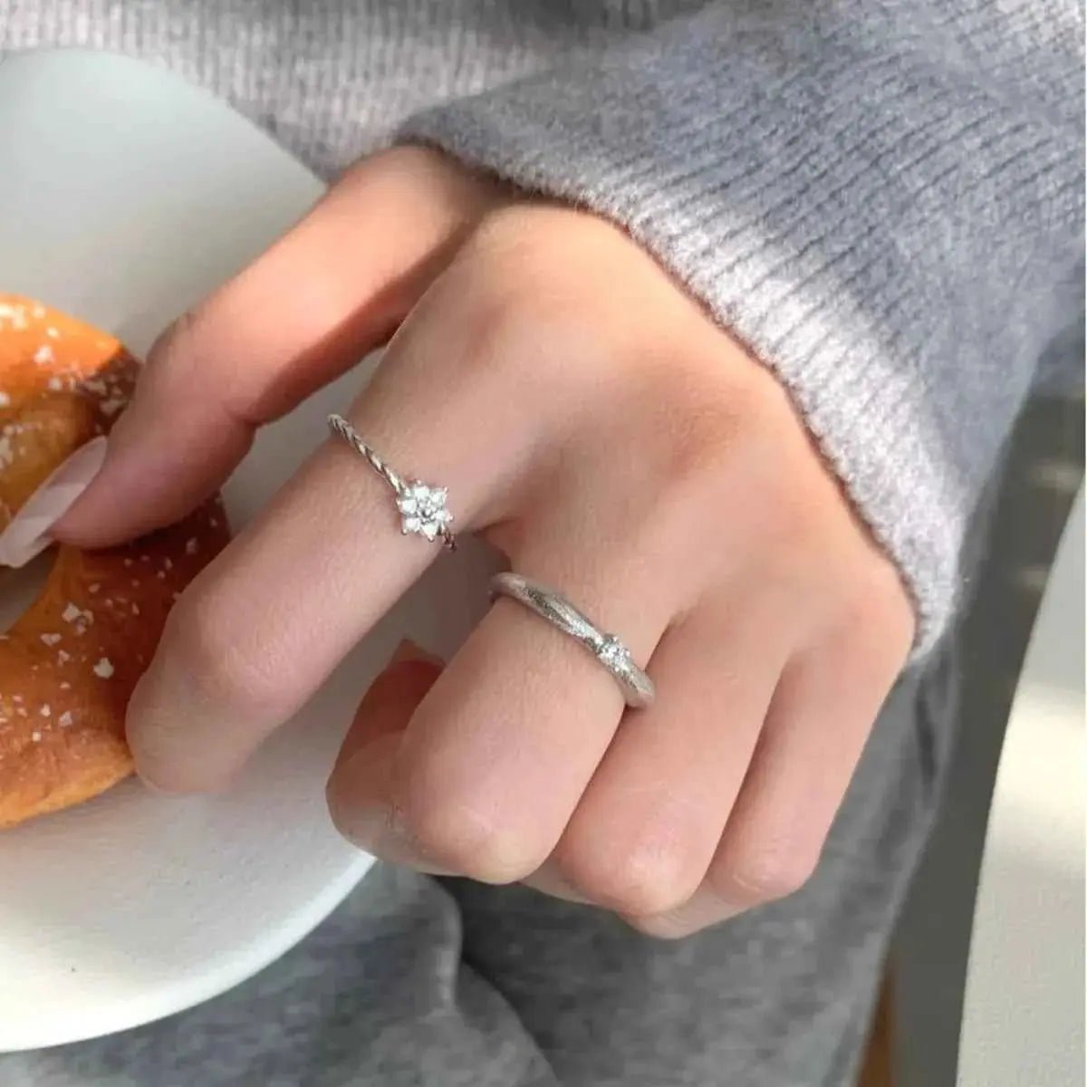925 Sterling Silver Zircon Flower Open Ring - SmileBen