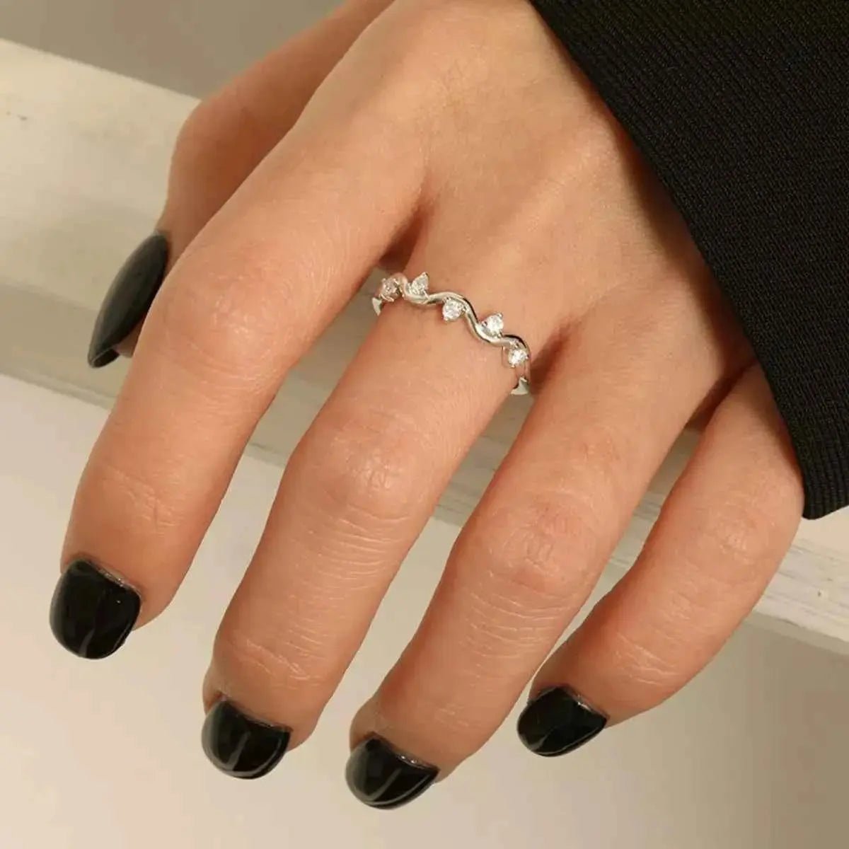 925 Sterling Silver Zircon Wave Ring - SmileBen