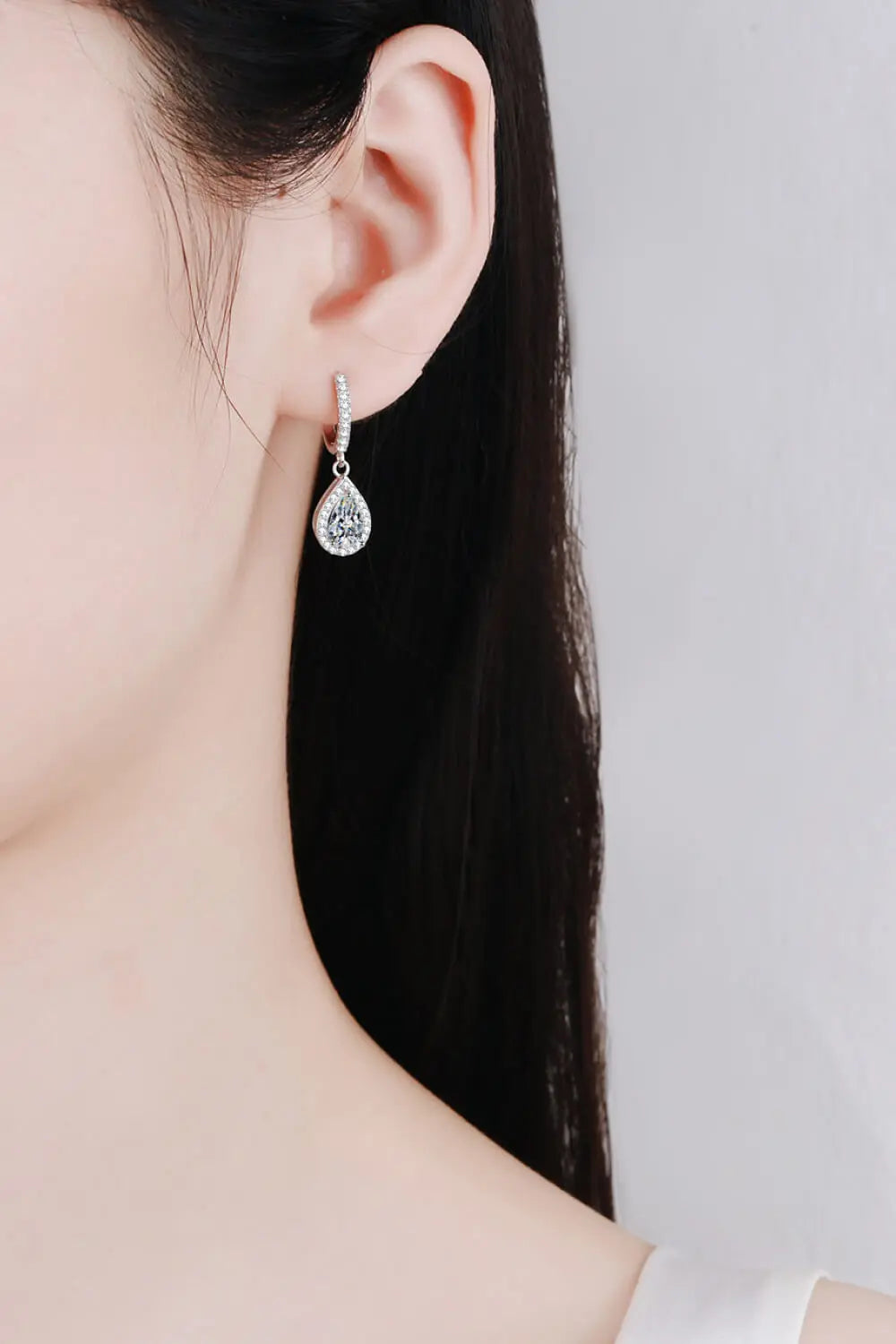 Moissanite Teardrop Earrings - SmileBen
