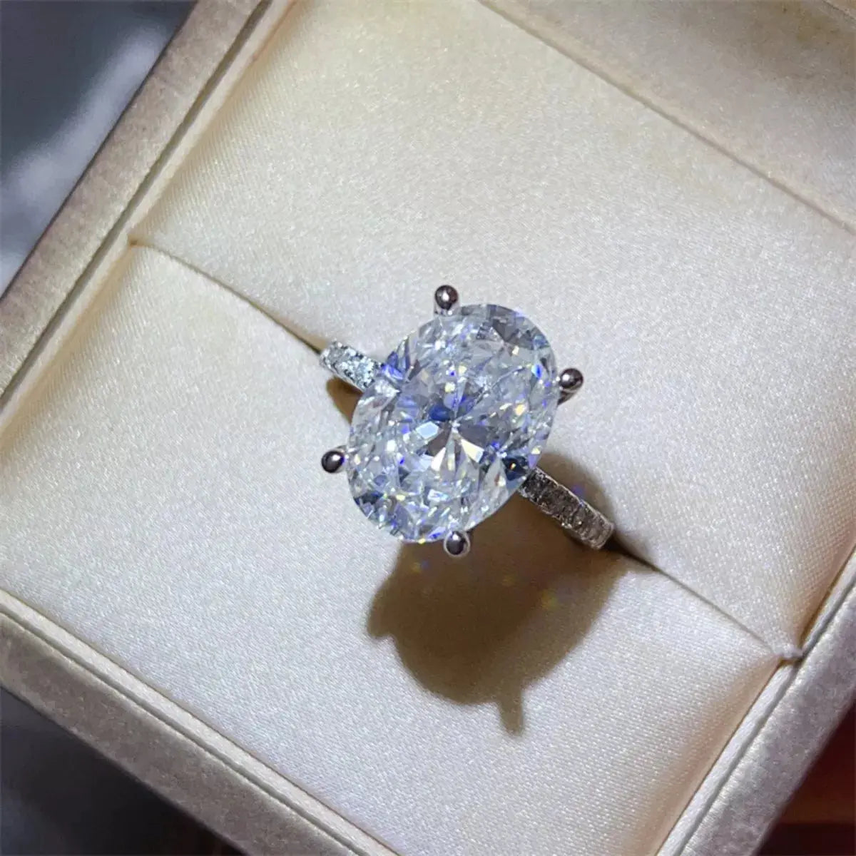8 Carat Moissanite 925 Sterling Silver Ring - SmileBen