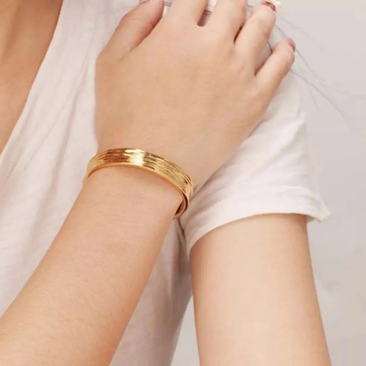 18K Gold-Plated Copper Open Bracelet - SmileBen