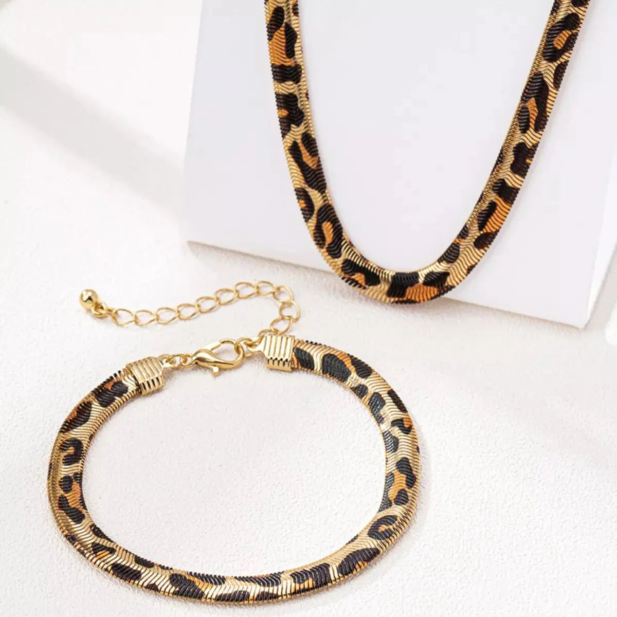 Chunky Leopard Necklace and Bracelet Jewelry Set - SmileBen