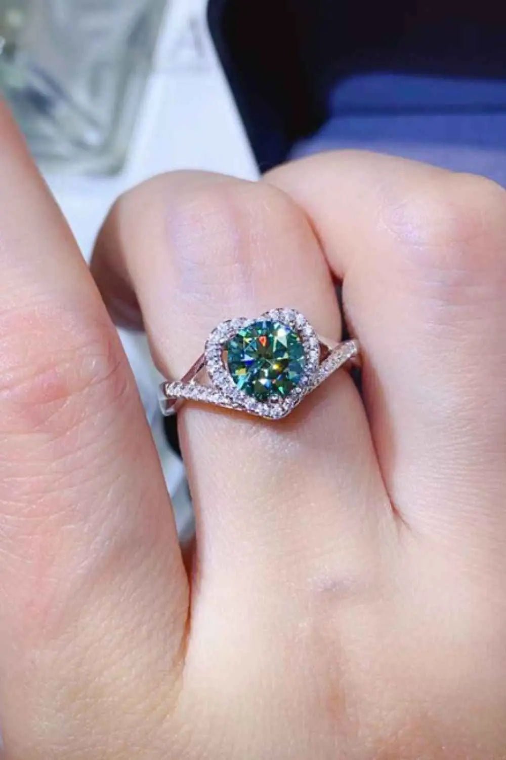 Adored 1 Carat Moissanite 925 Sterling Silver Heart Ring - SmileBen