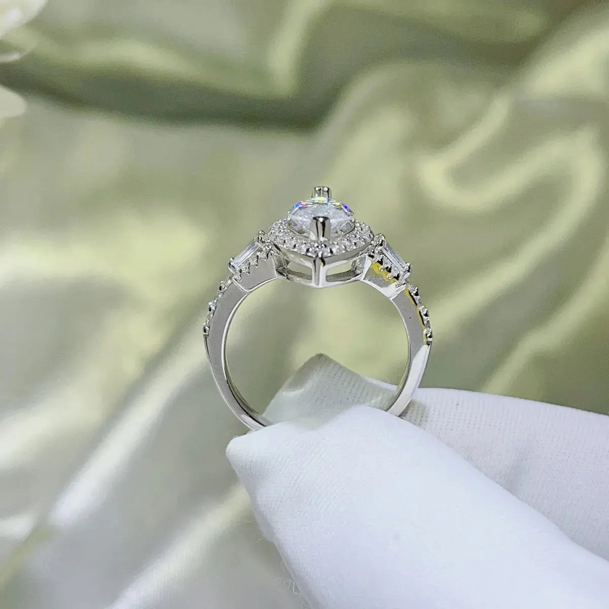 2 Carat Moissanite 925 Sterling Silver Ring - SmileBen