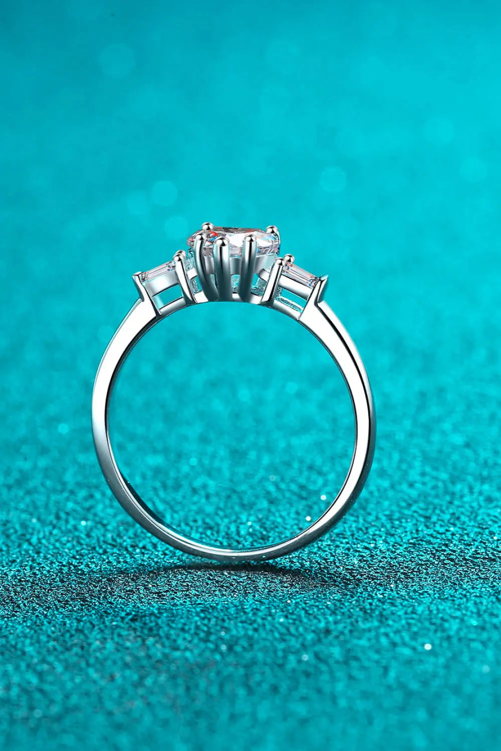 1.2 Carat Moissanite Heart Ring - SmileBen