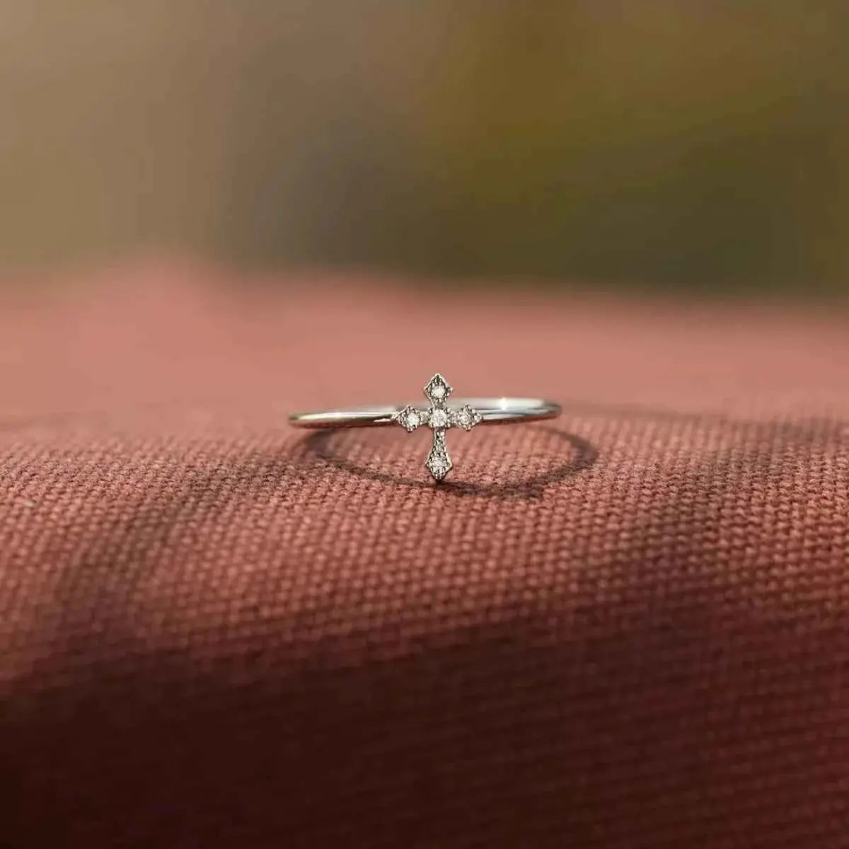 925 Sterling Silver Zircon Cross Ring