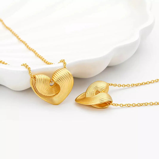 18K Gold-Plated Heart Pendant Necklace - SmileBen