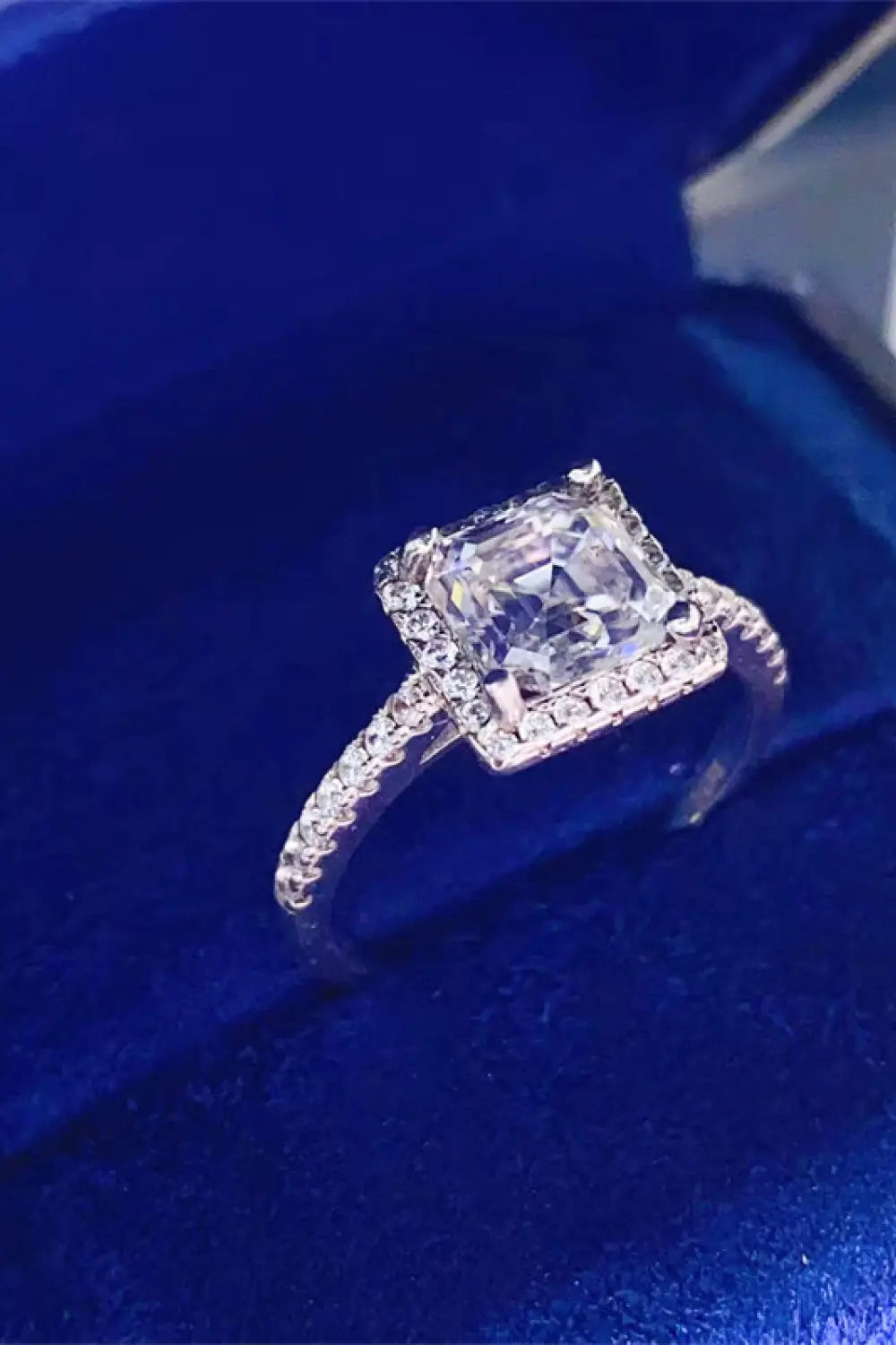 2 Carat Moissanite 925 Sterling Silver Ring - SmileBen