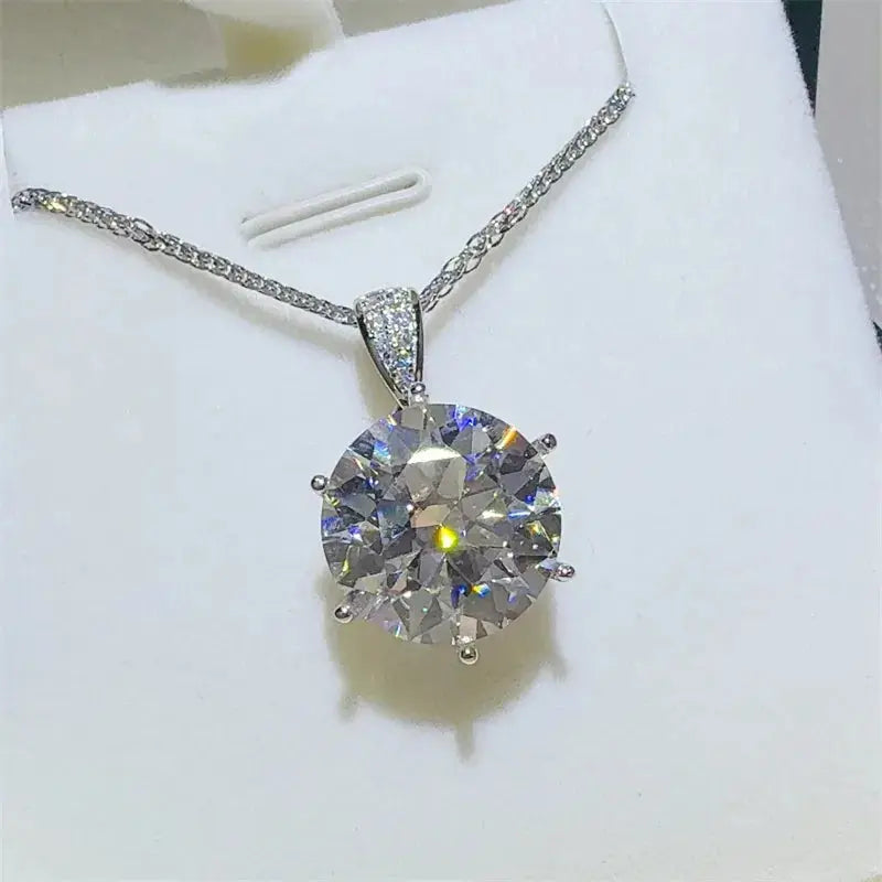 10 Carat Moissanite 925 Sterling Silver Pendant Necklace - SmileBen