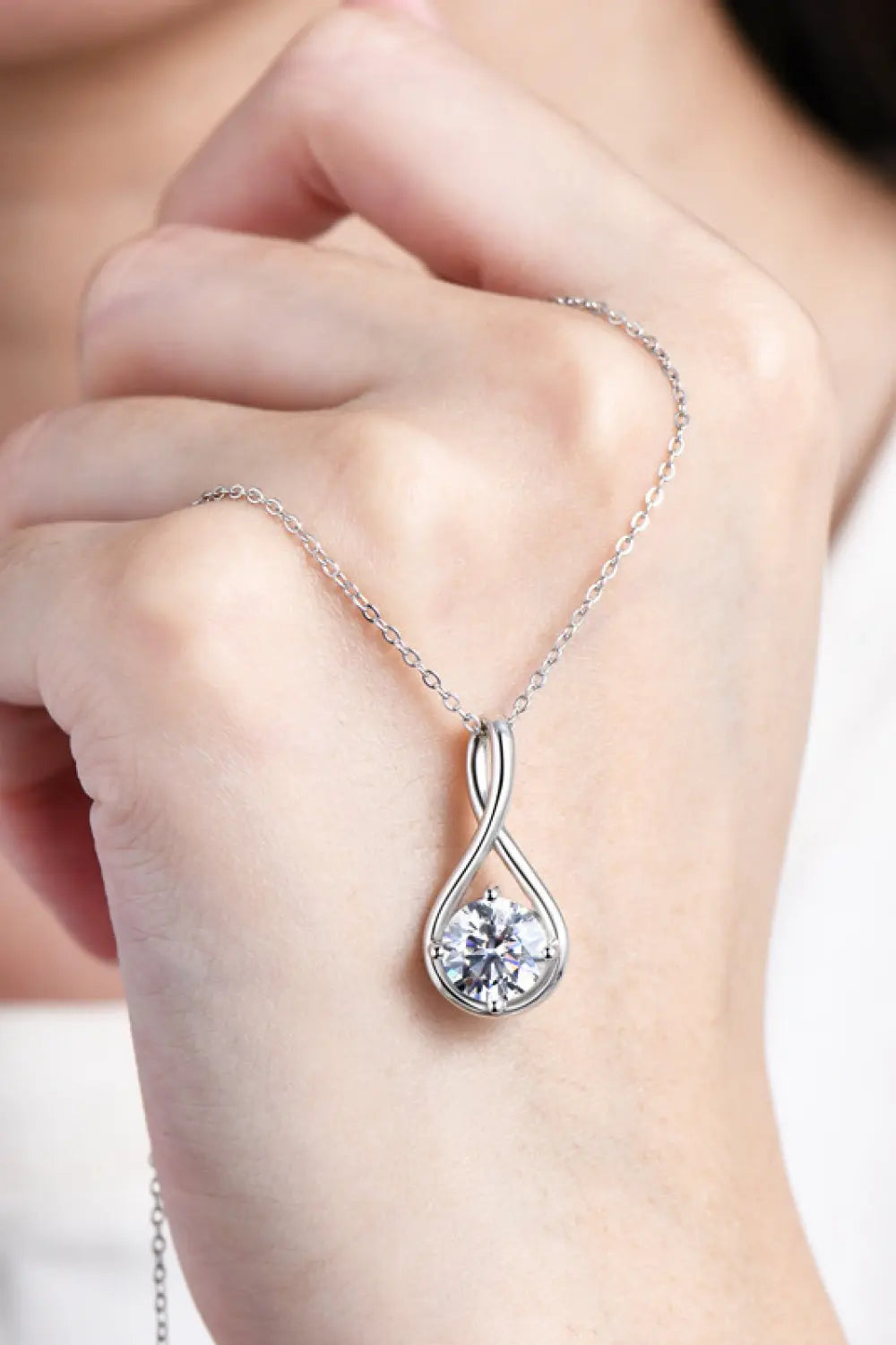 2 Carat Moissanite 925 Sterling Silver Necklace - SmileBen