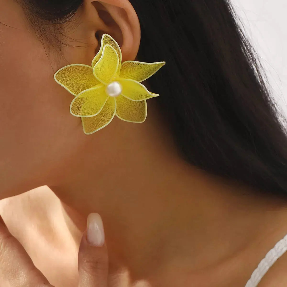 Flower Pearl Stud Earrings - SmileBen