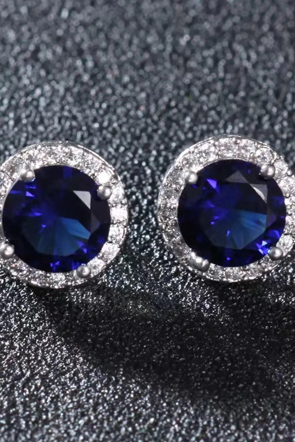 Contrast 2 Carat Moissanite Platinum-Plated Stud Earrings - SmileBen