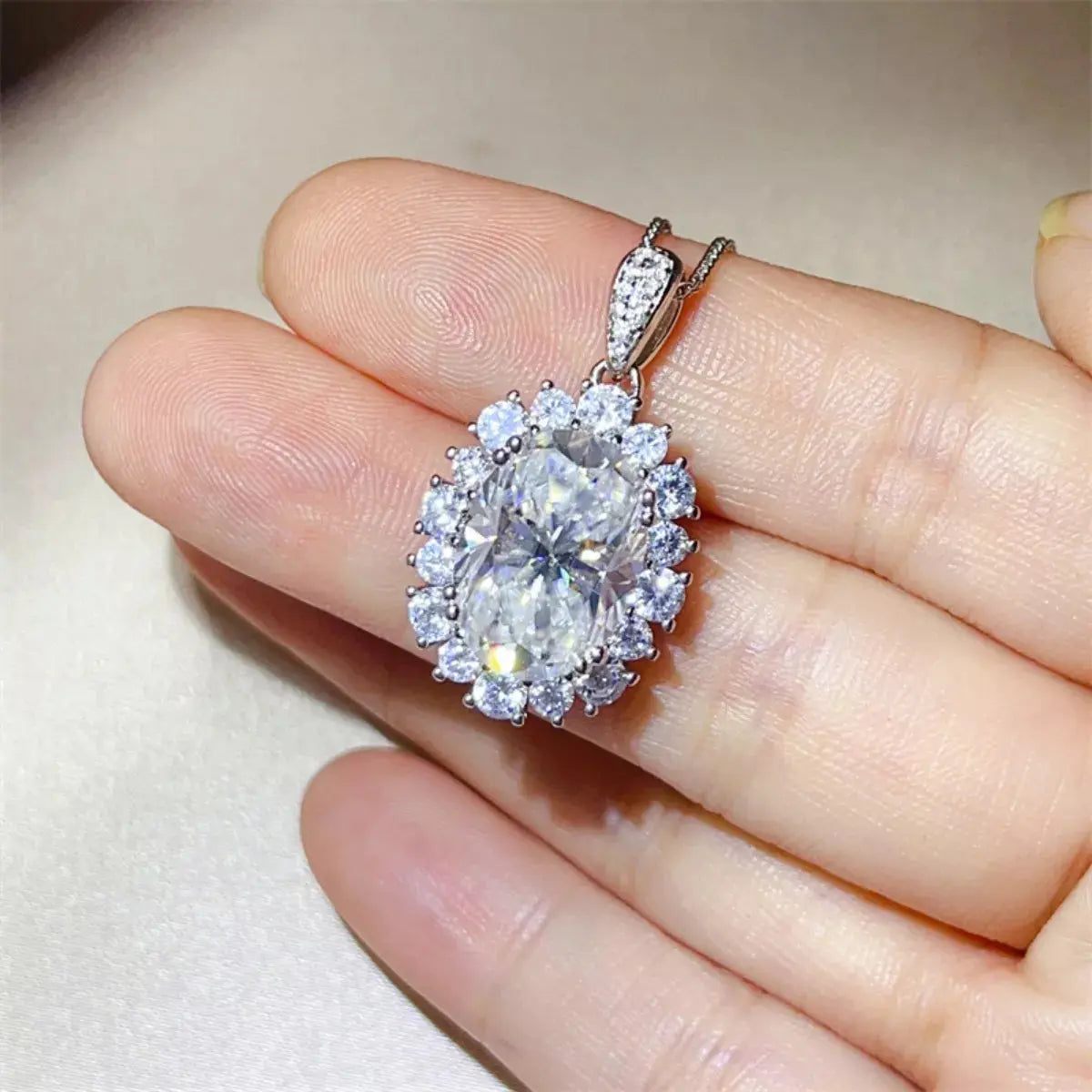 8 Carat Moissanite 925 Sterling Silver Pendant Necklace - SmileBen