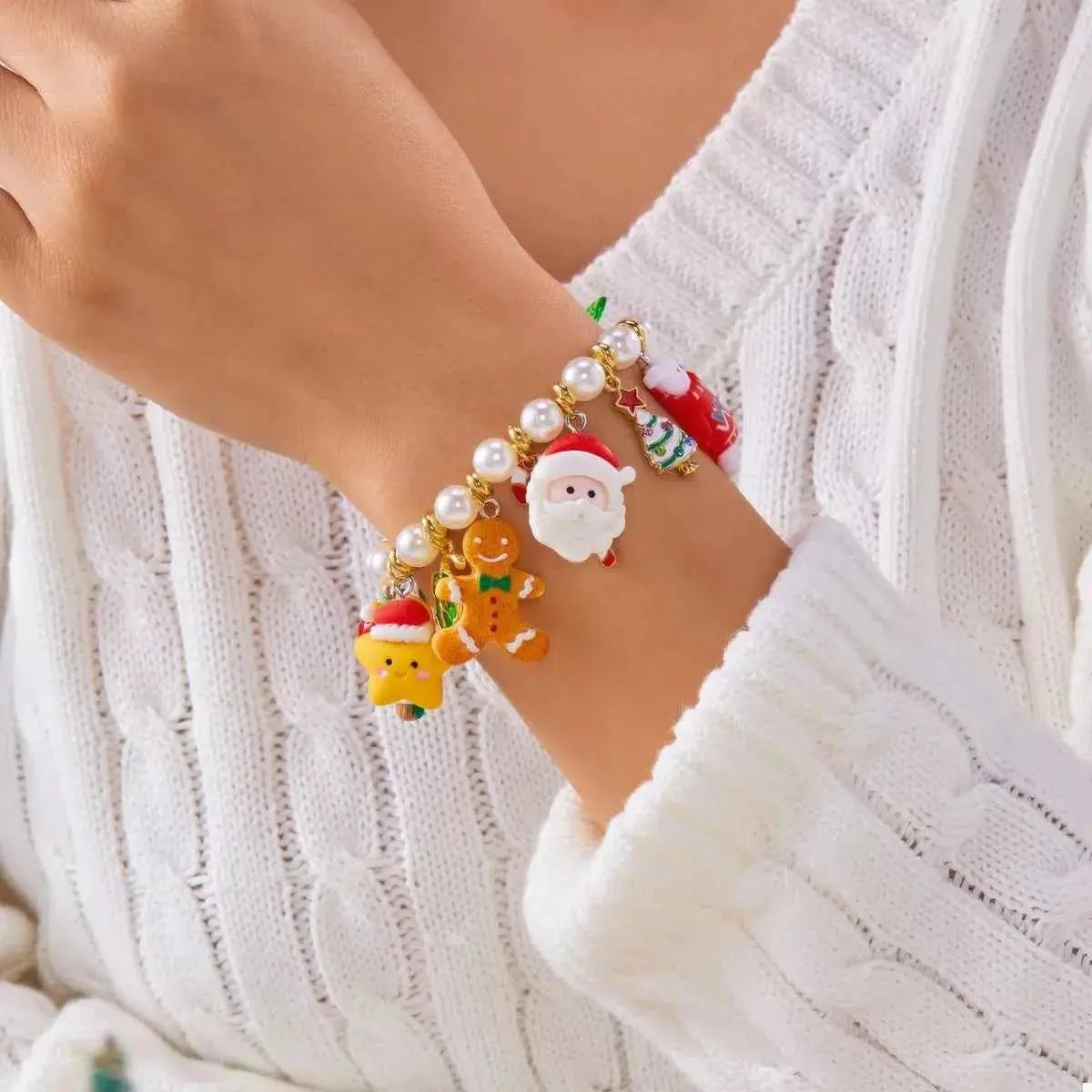 Christmas Charm Pearl Bracelet - SmileBen
