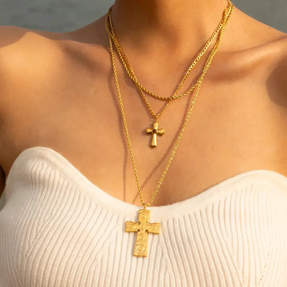 18K Gold-Plated Double Layered Cross Necklace - SmileBen