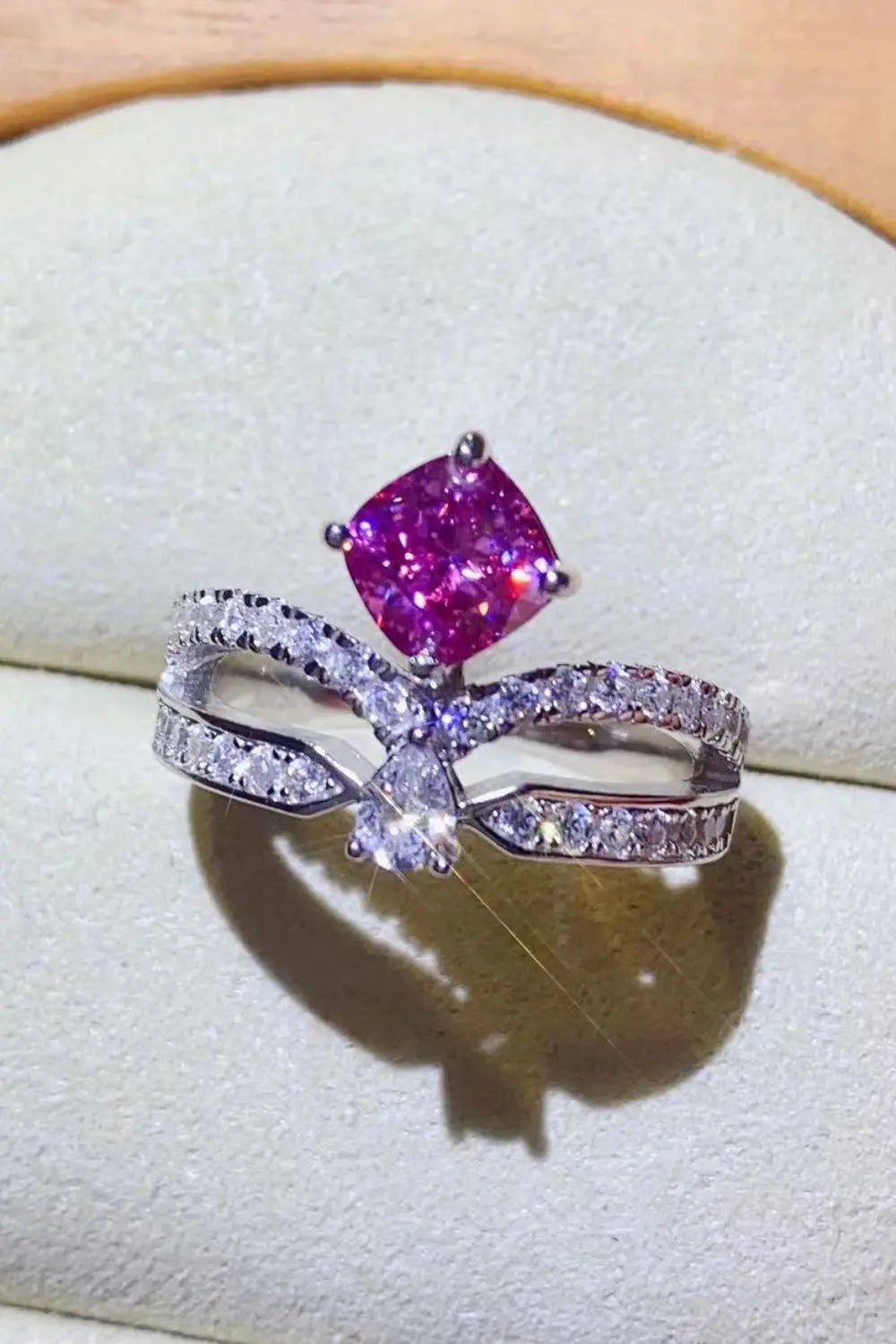 At Your Best 1 Carat Moissanite Ring - SmileBen