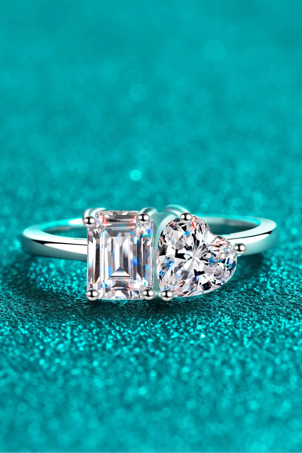 Rhodium-Plated 2 Carat Moissanite Ring - SmileBen