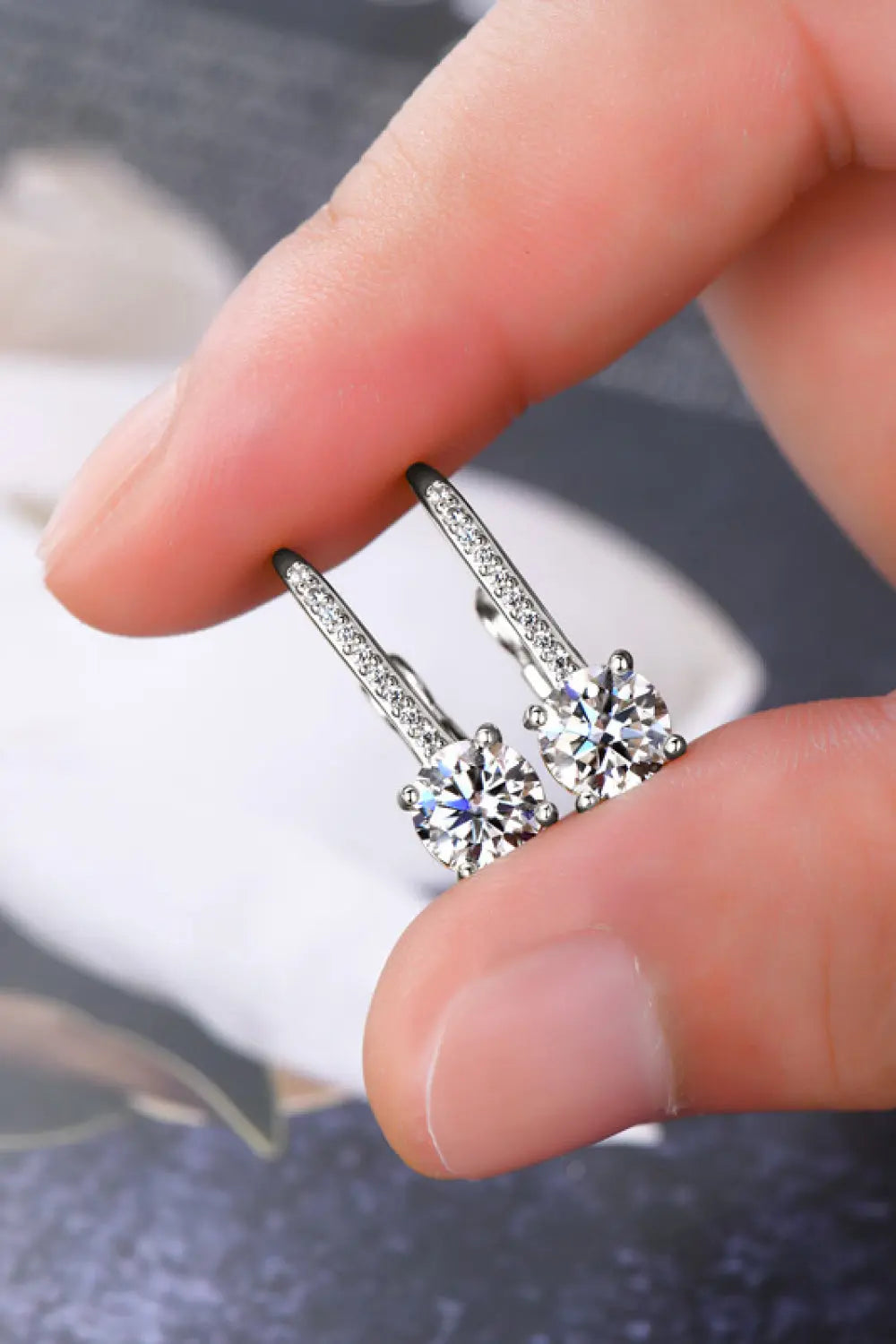 2 Carat Moissanite 925 Sterling Silver Earrings - SmileBen