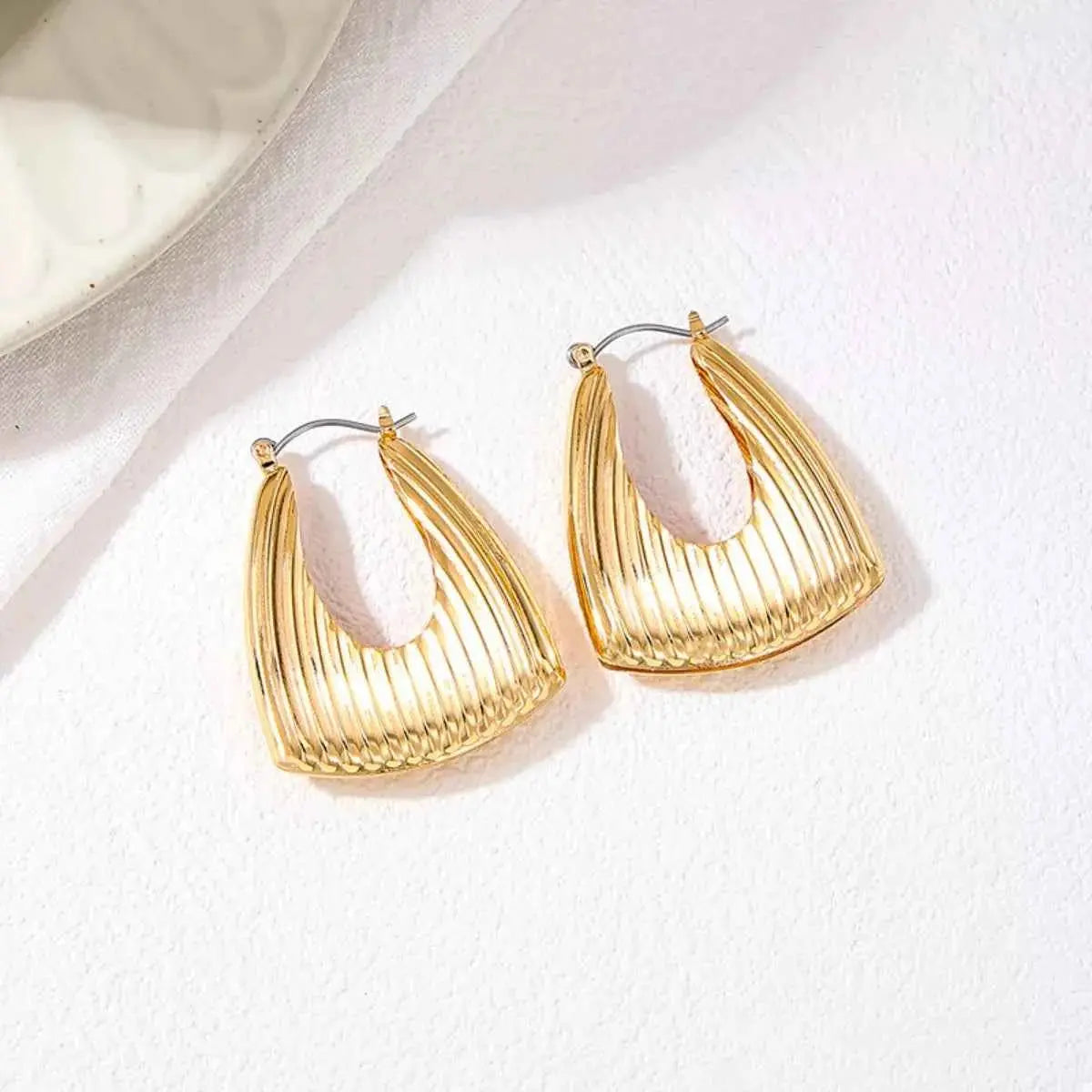 18K Gold-Plated Alloy Ribbed Triangular Hoop Earrings