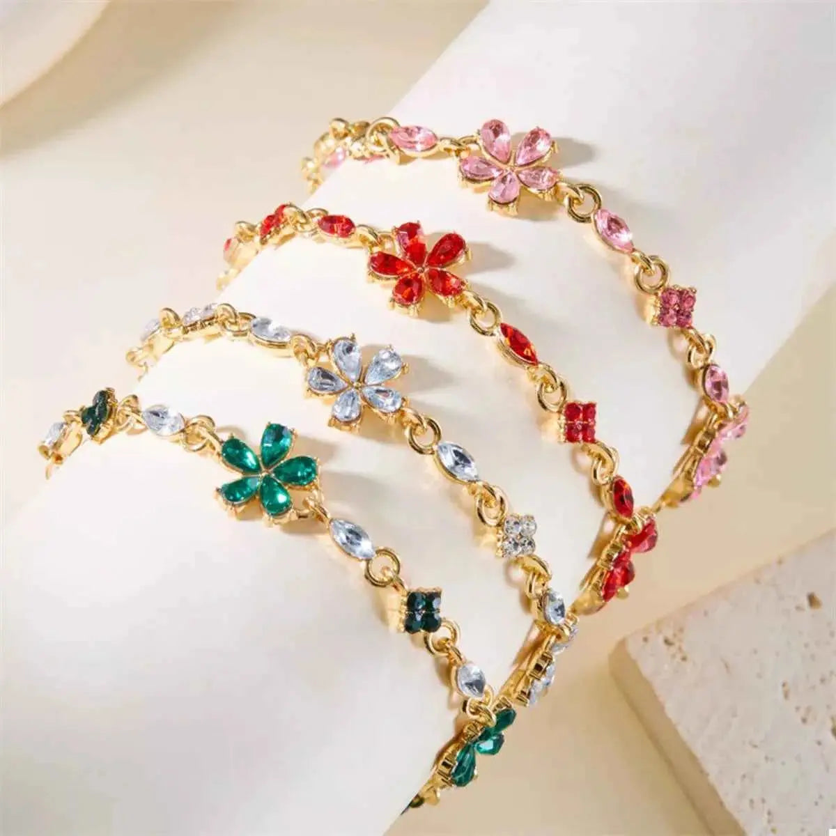 18K Gold-Plated Rhinestone Flower Bracelet