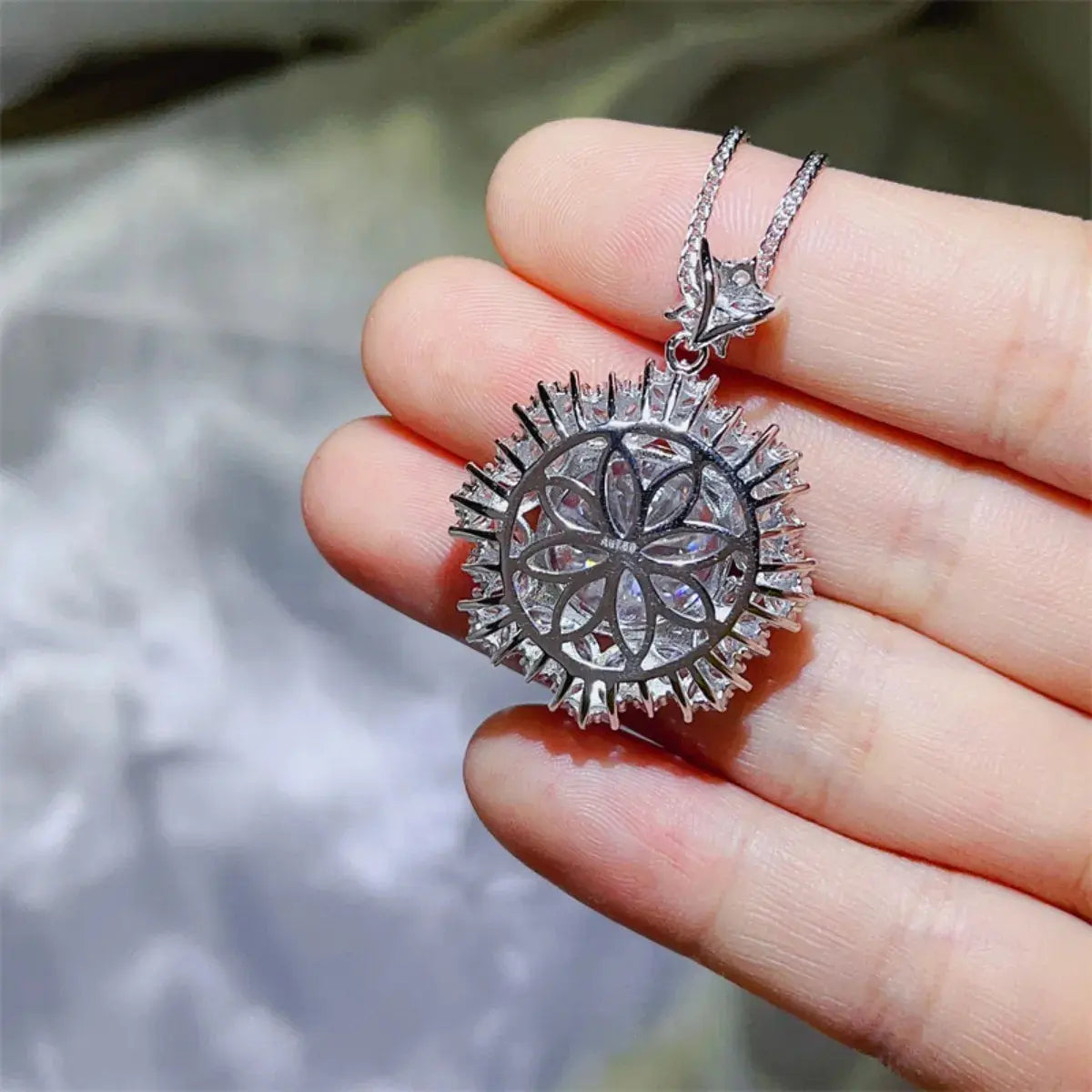 10 Carat Moissanite 925 Sterling Silver Necklace - SmileBen