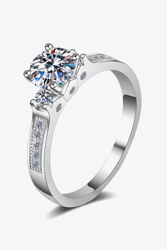 Lucky Charm Moissanite Rhodium-Plated Ring - SmileBen