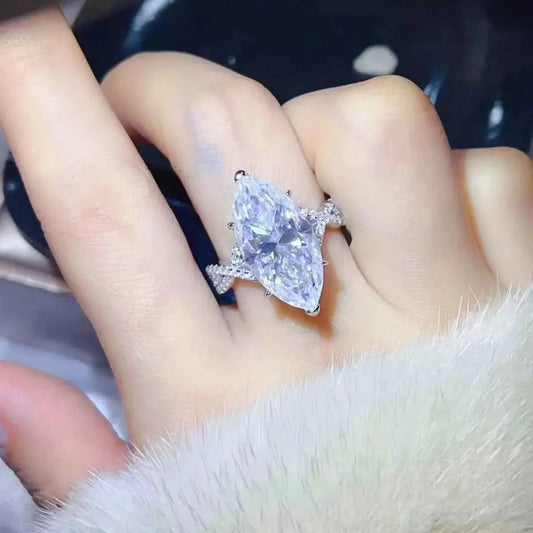 10 Carat Moissanite 925 Sterling Silver Ring